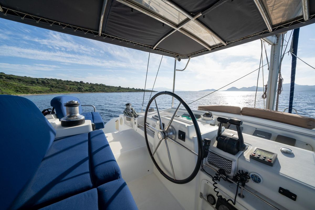 2005 44′ Lagoon 440