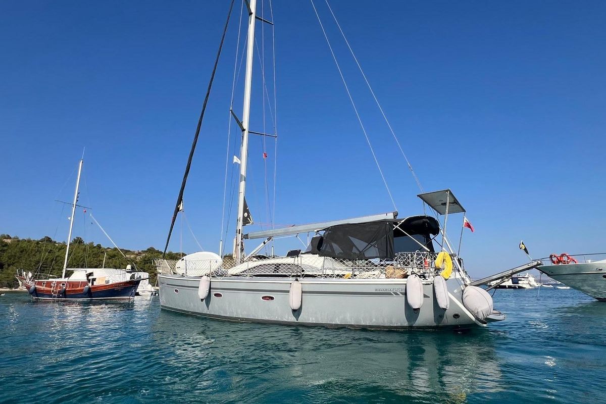 2007 44′ Bavaria Vision 44