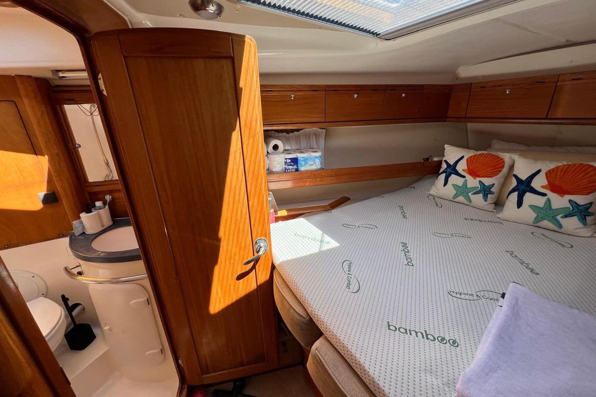 2007 44′ Bavaria Vision 44