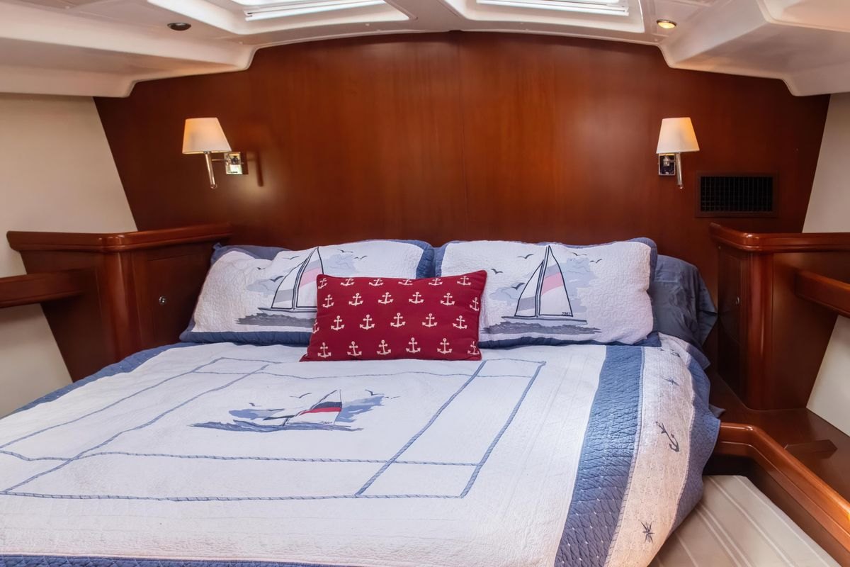 2007 52′ Beneteau Oceanis 523