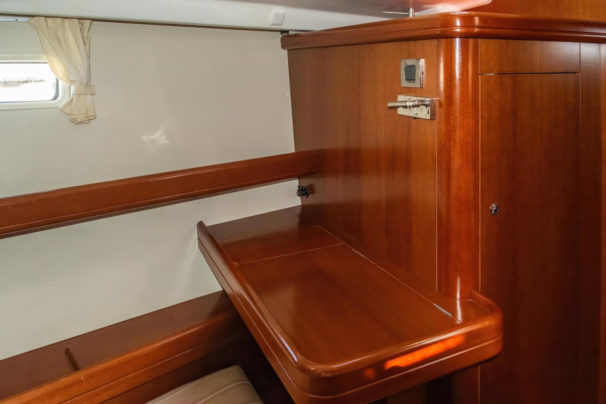2007 52′ Beneteau Oceanis 523