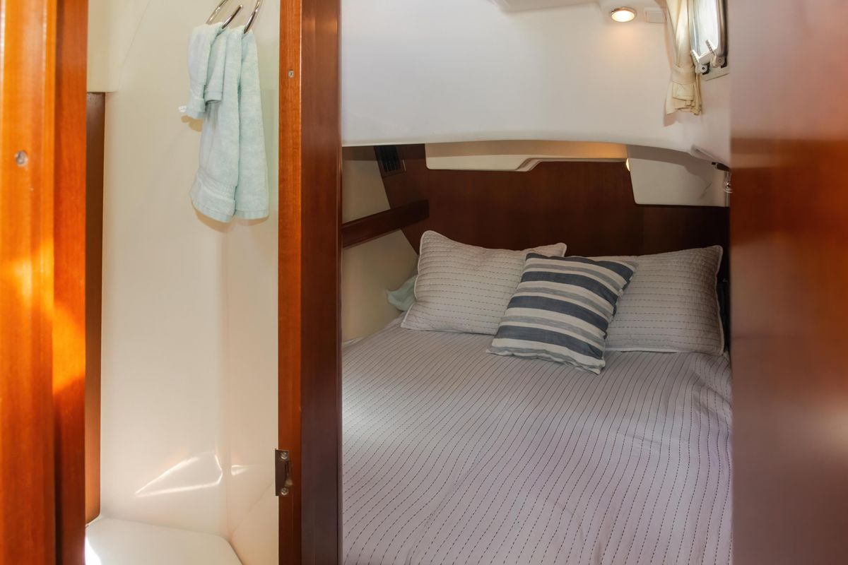 2007 52′ Beneteau Oceanis 523