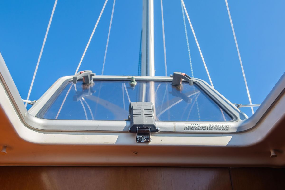 2007 52′ Beneteau Oceanis 523
