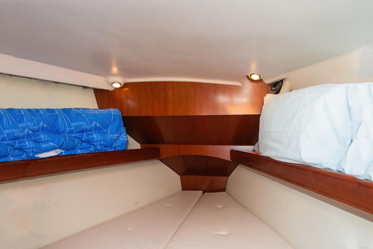 2007 52′ Beneteau Oceanis 523