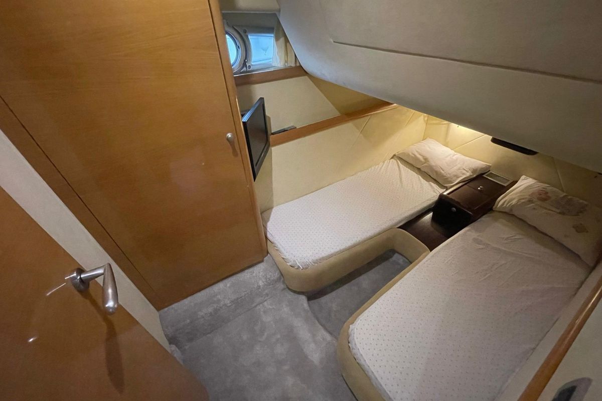 2007 50′ Cranchi Atlantique 50