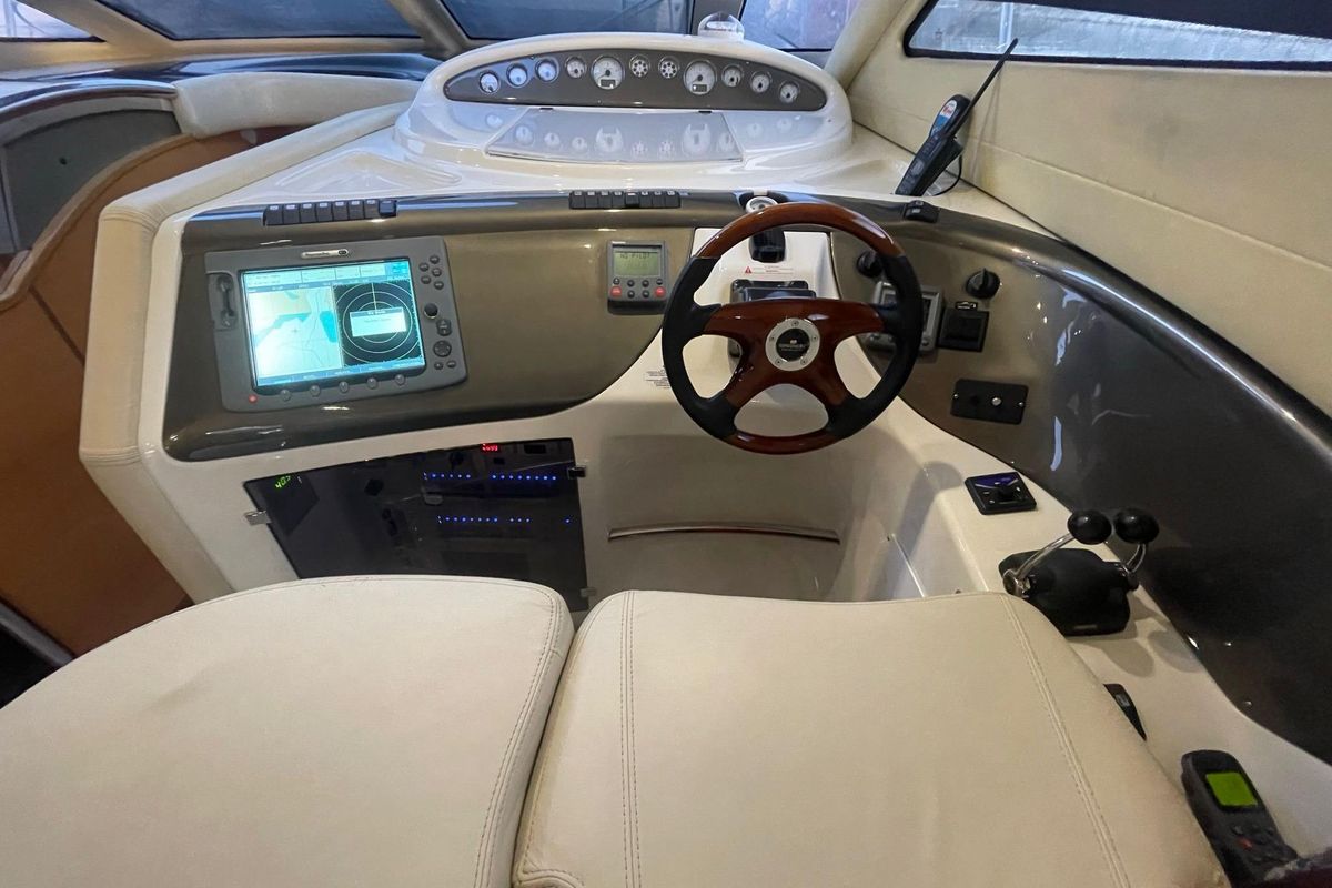 2007 50′ Cranchi Atlantique 50