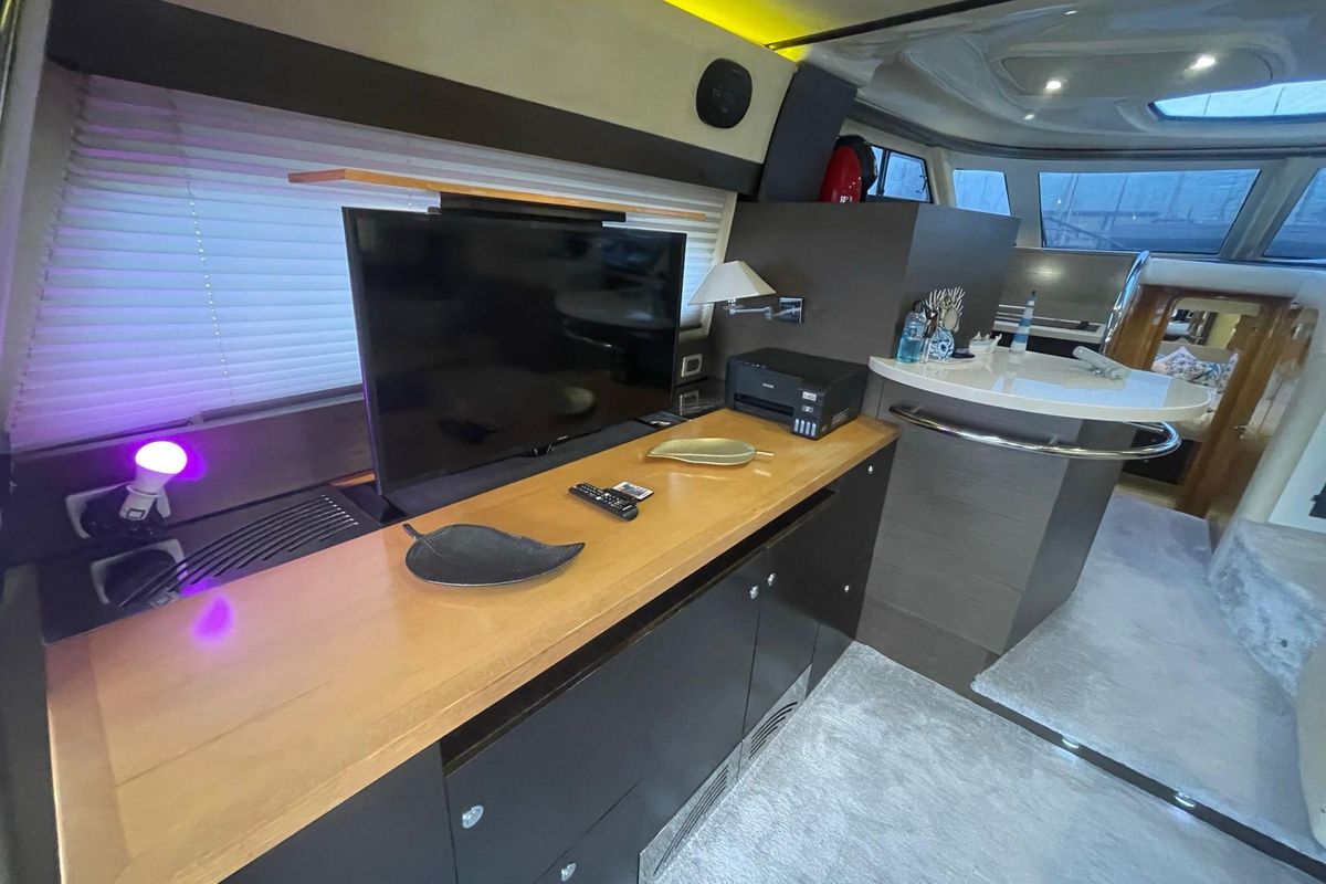 2007 50′ Cranchi Atlantique 50