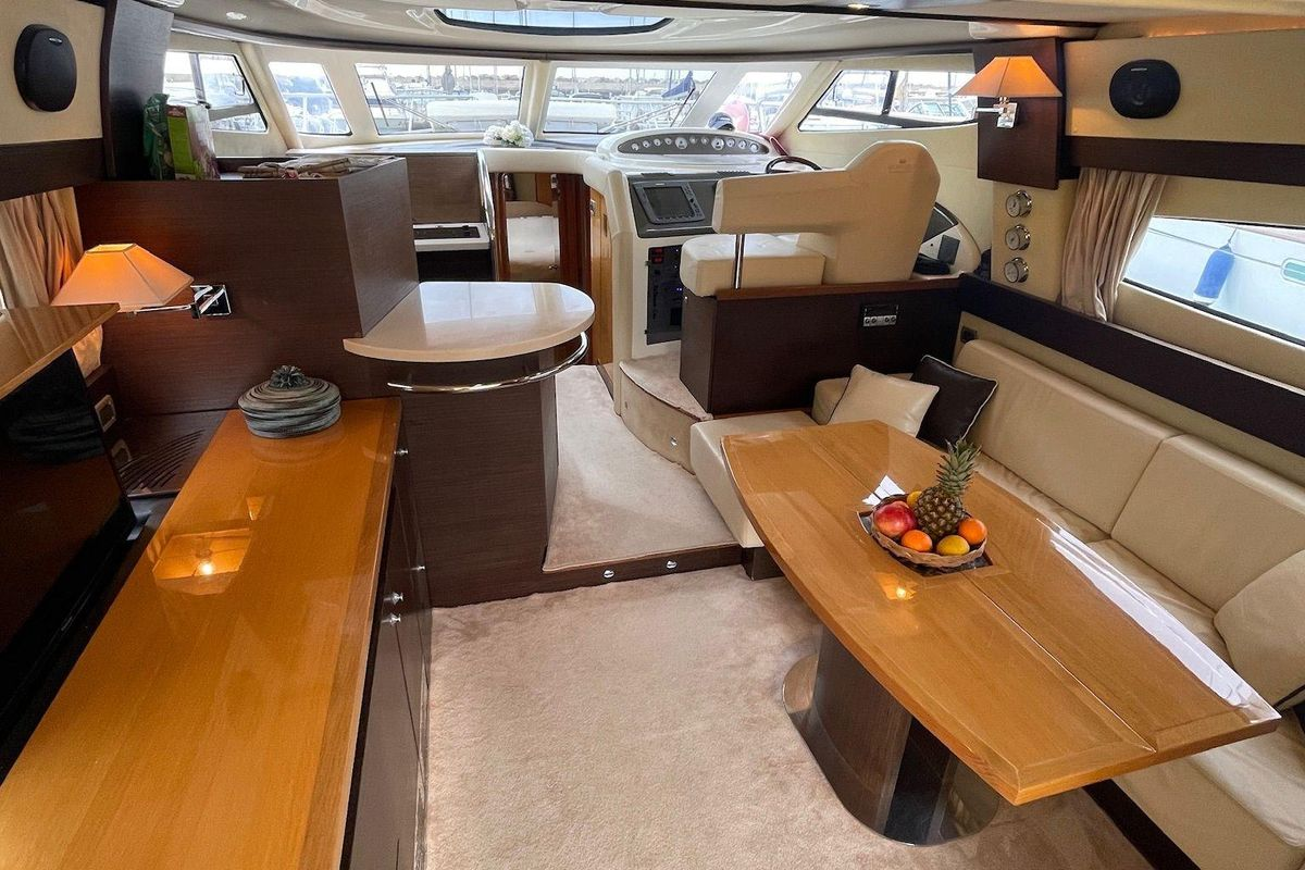 2007 50′ Cranchi Atlantique 50