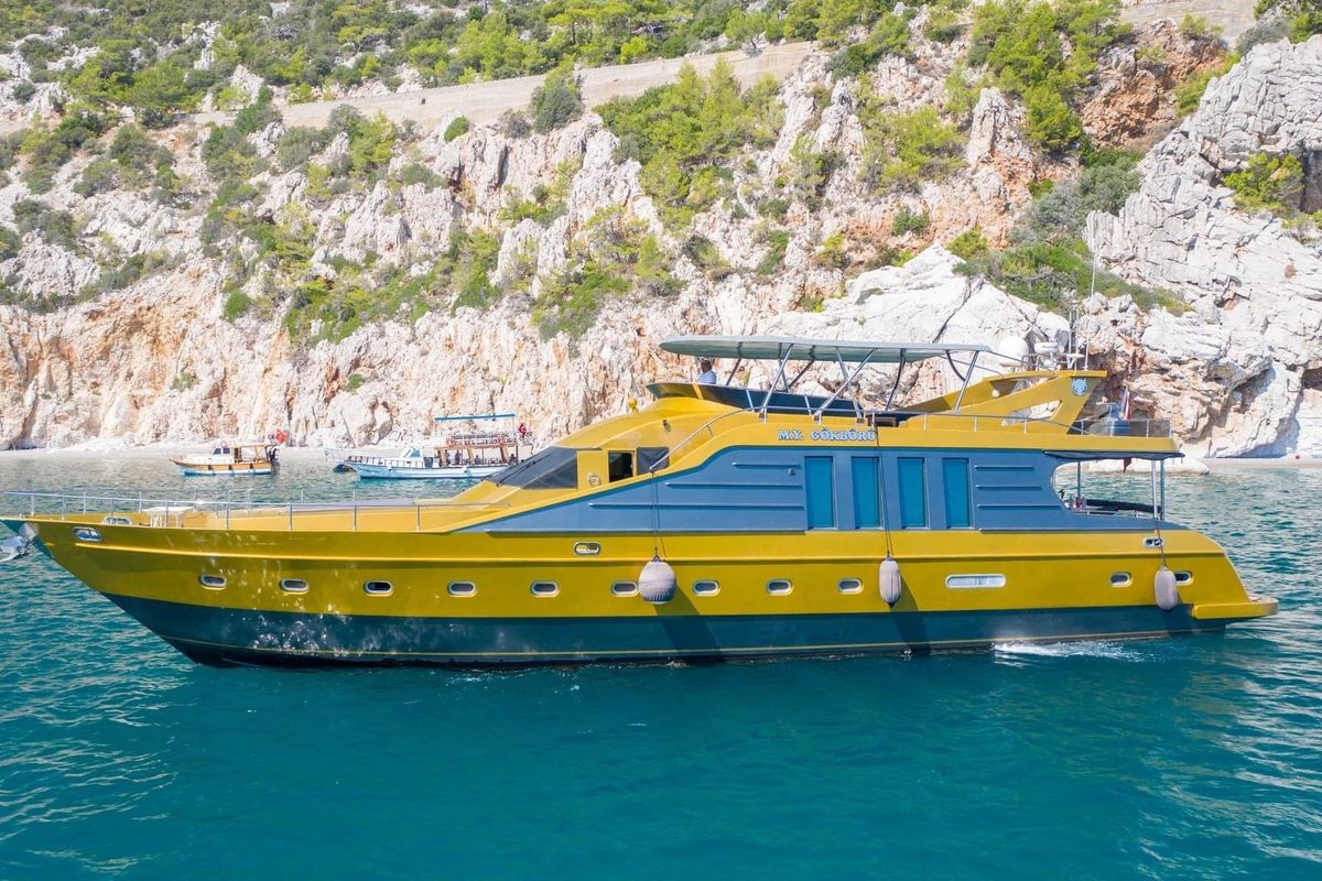 2007 85′ Custom 85 Motor Yacht