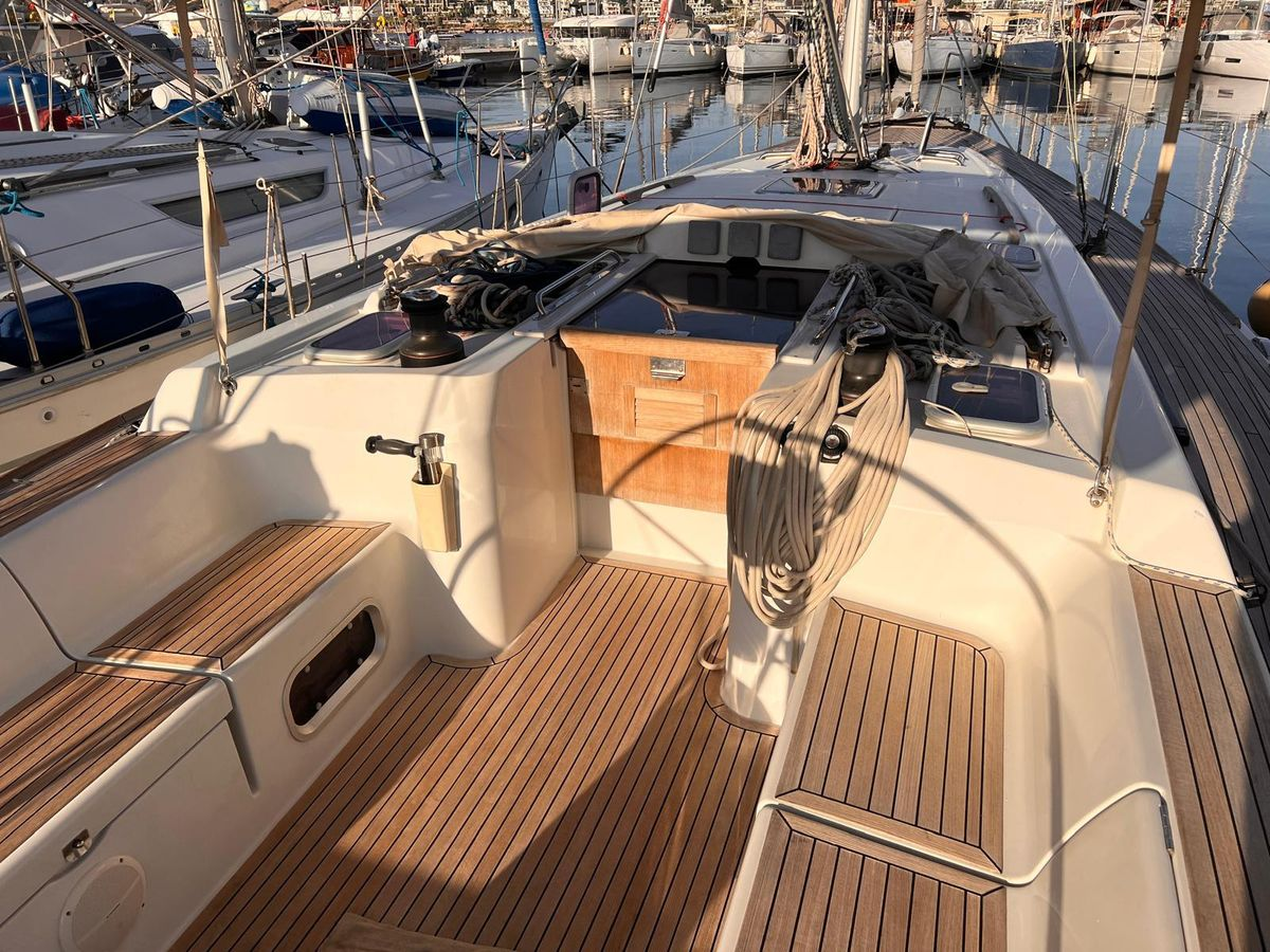 2007 43′ Grand Soleil 43