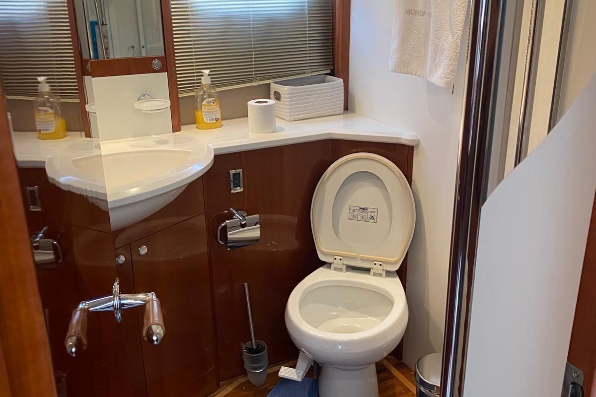 2008 75′ Princess 75 Motor Yacht