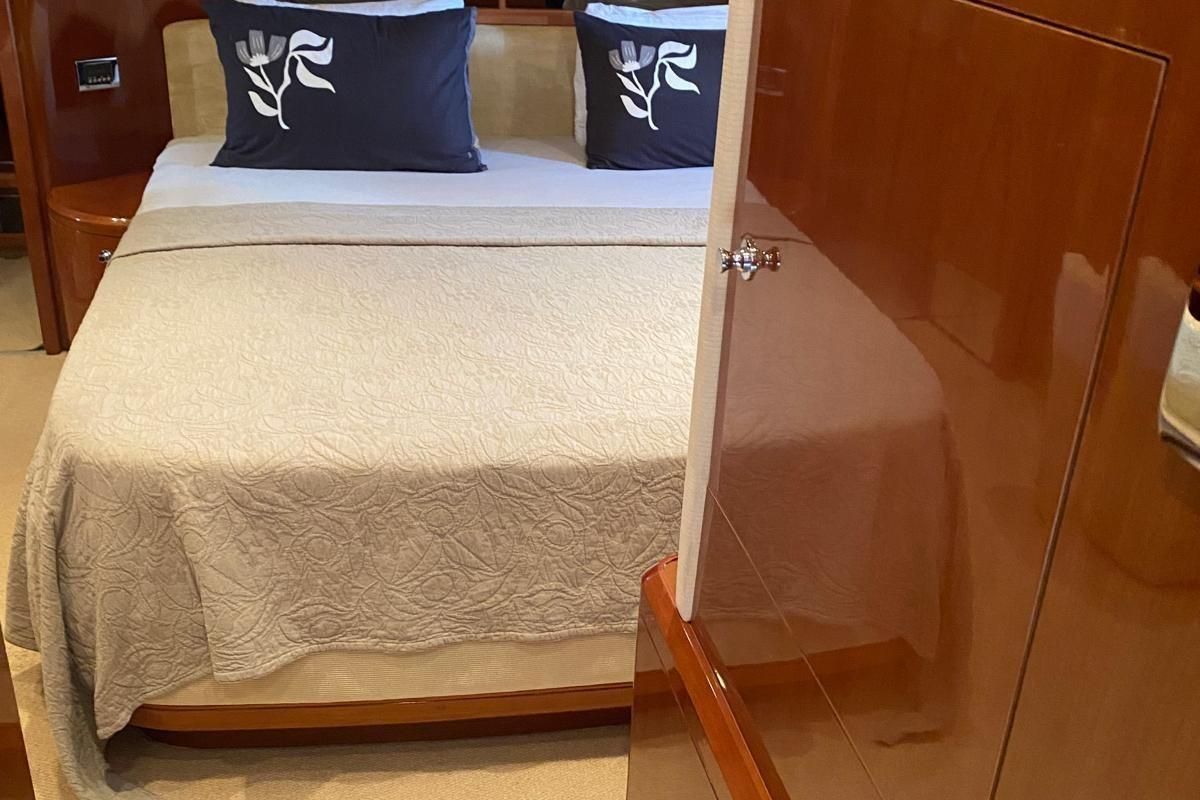 2008 75′ Princess 75 Motor Yacht