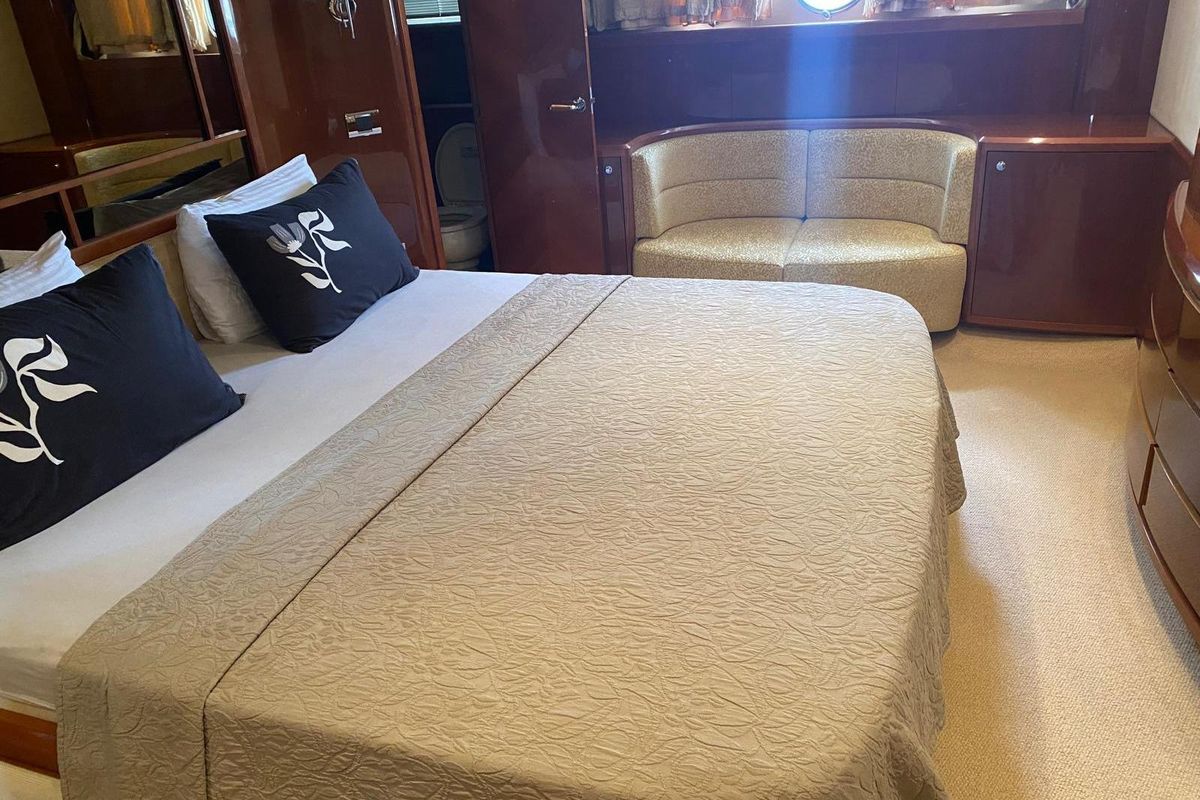 2008 75′ Princess 75 Motor Yacht