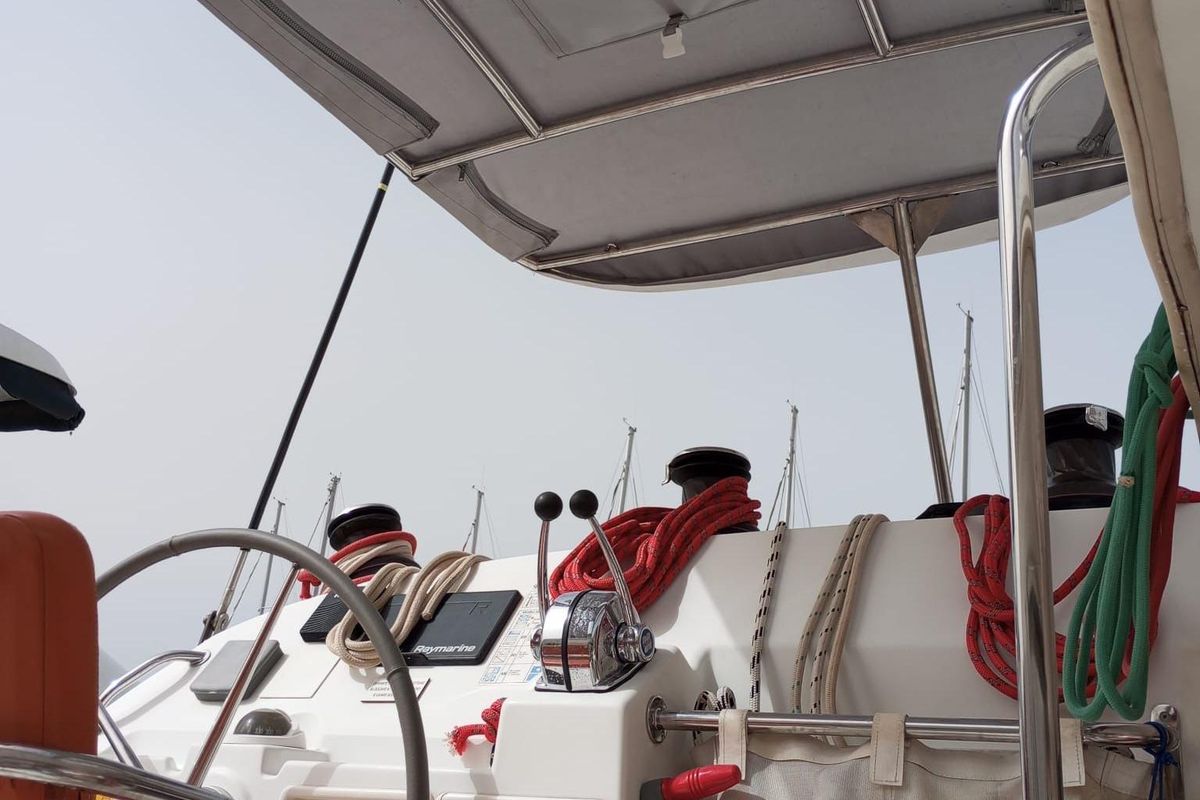 2010 40′ Lagoon 400 S2