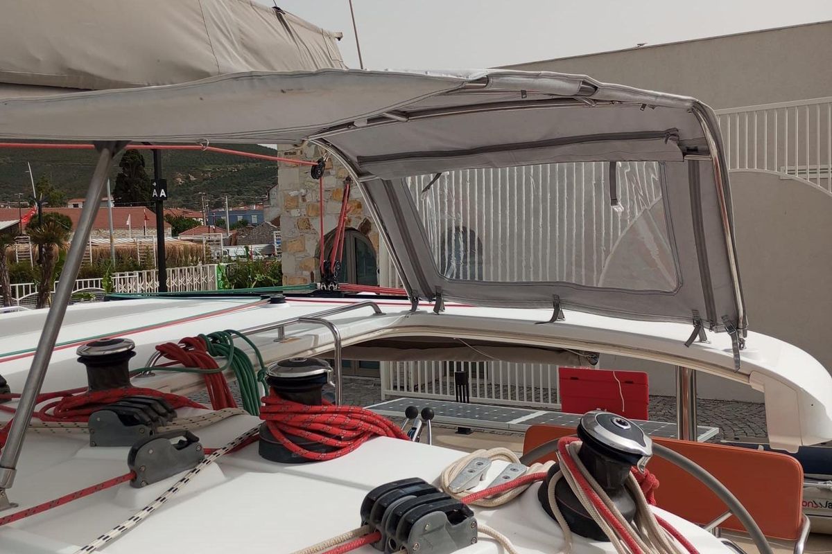 2010 40′ Lagoon 400 S2