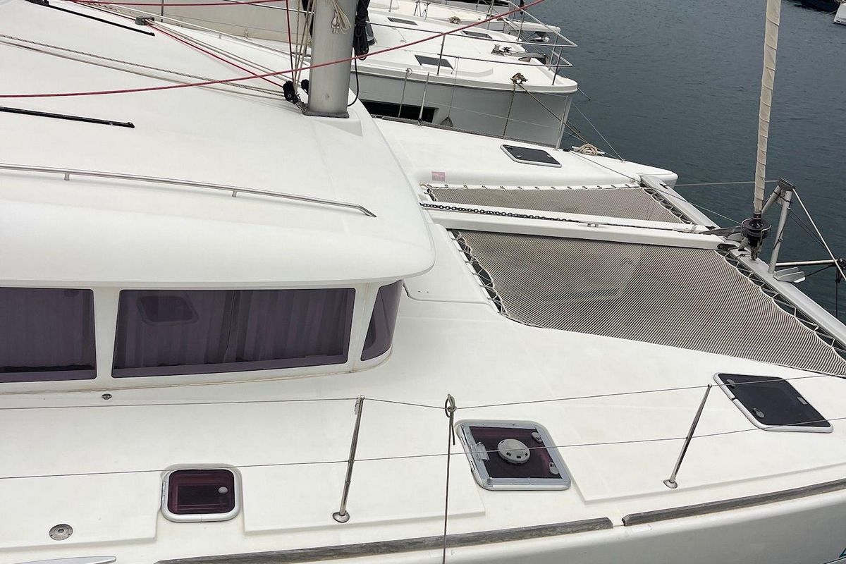 2010 40′ Lagoon 400 S2