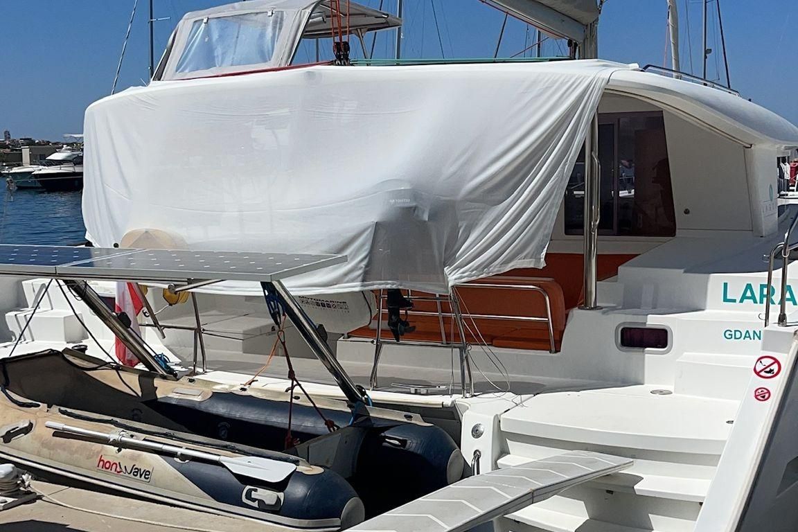 2010 40′ Lagoon 400 S2
