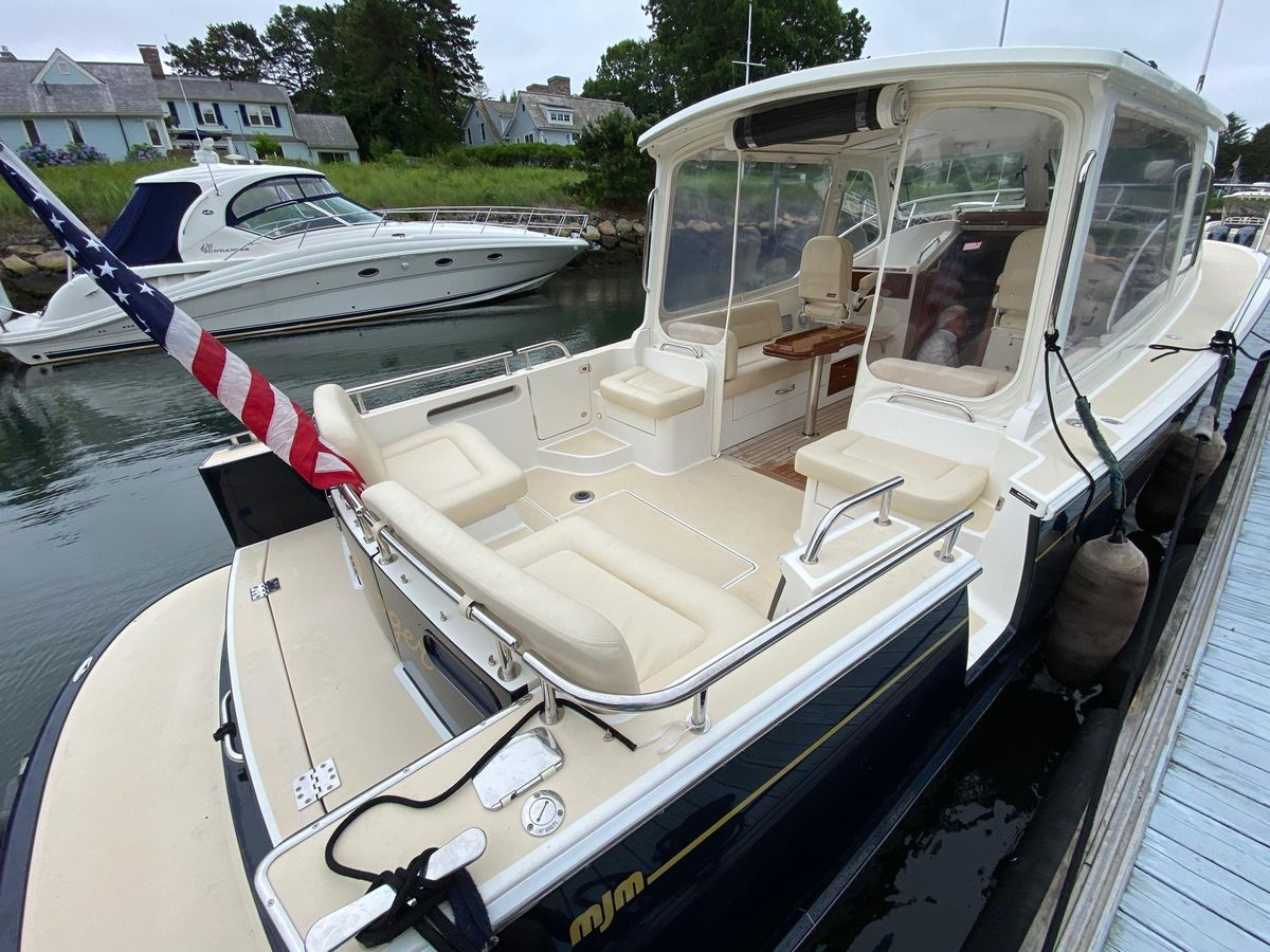 2013 36′ MJM 36z Downeast