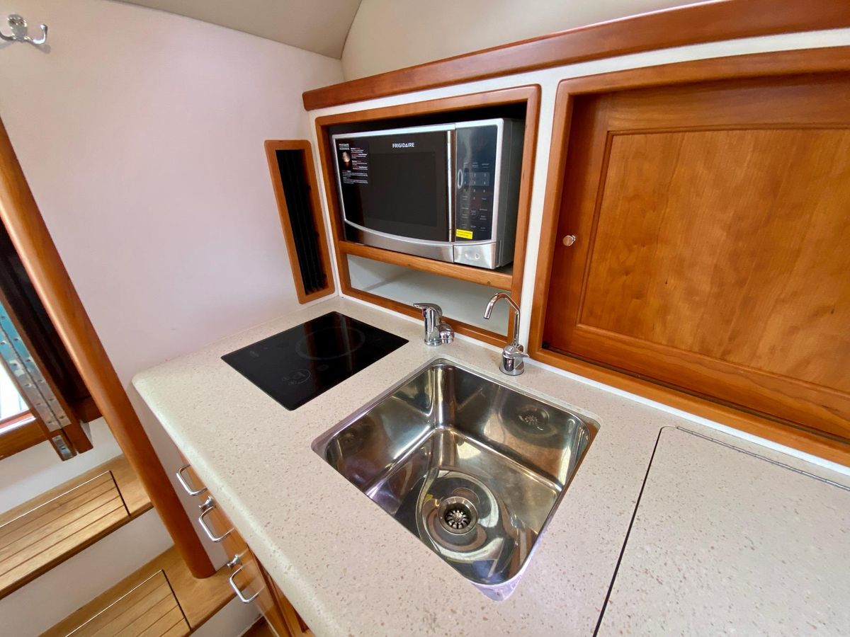 2013 36′ MJM 36z Downeast
