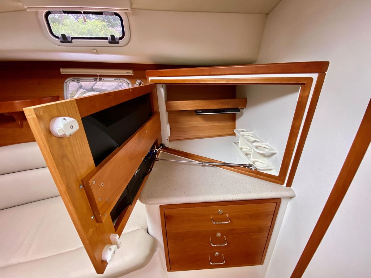 2013 36′ MJM 36z Downeast