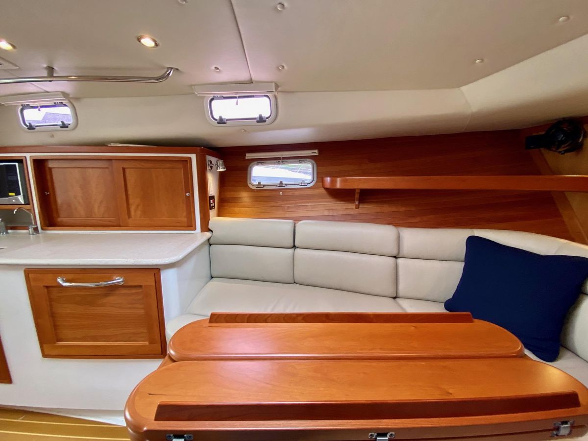 2013 36′ MJM 36z Downeast