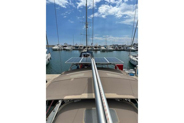 2015 40′ Jeanneau Sun Odyssey 409