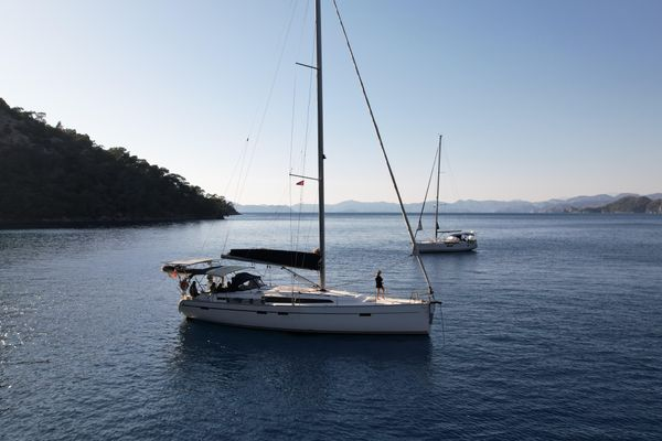2015 51′ Bavaria Cruiser 51