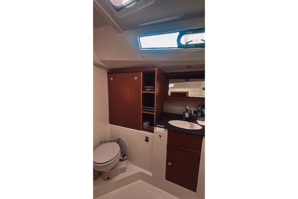2015 51′ Bavaria Cruiser 51