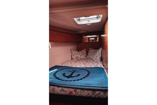 2015 51′ Bavaria Cruiser 51