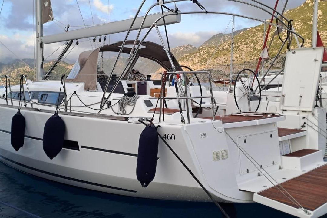 2017 46′ Dufour 460 Grand Large