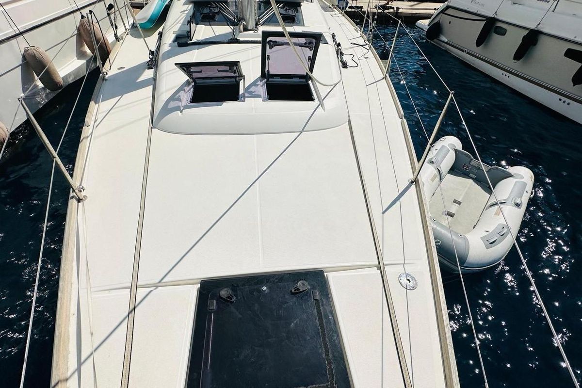 2017 46′ Dufour 460 Grand Large