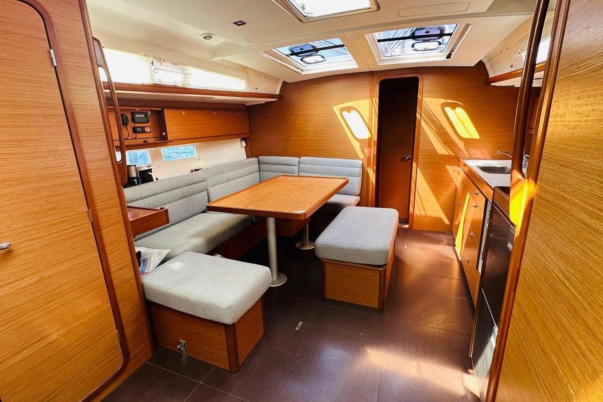 2017 46′ Dufour 460 Grand Large