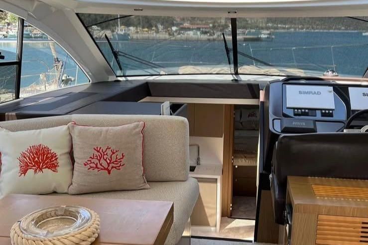 2015 49′ Beneteau Gran Turismo 49
