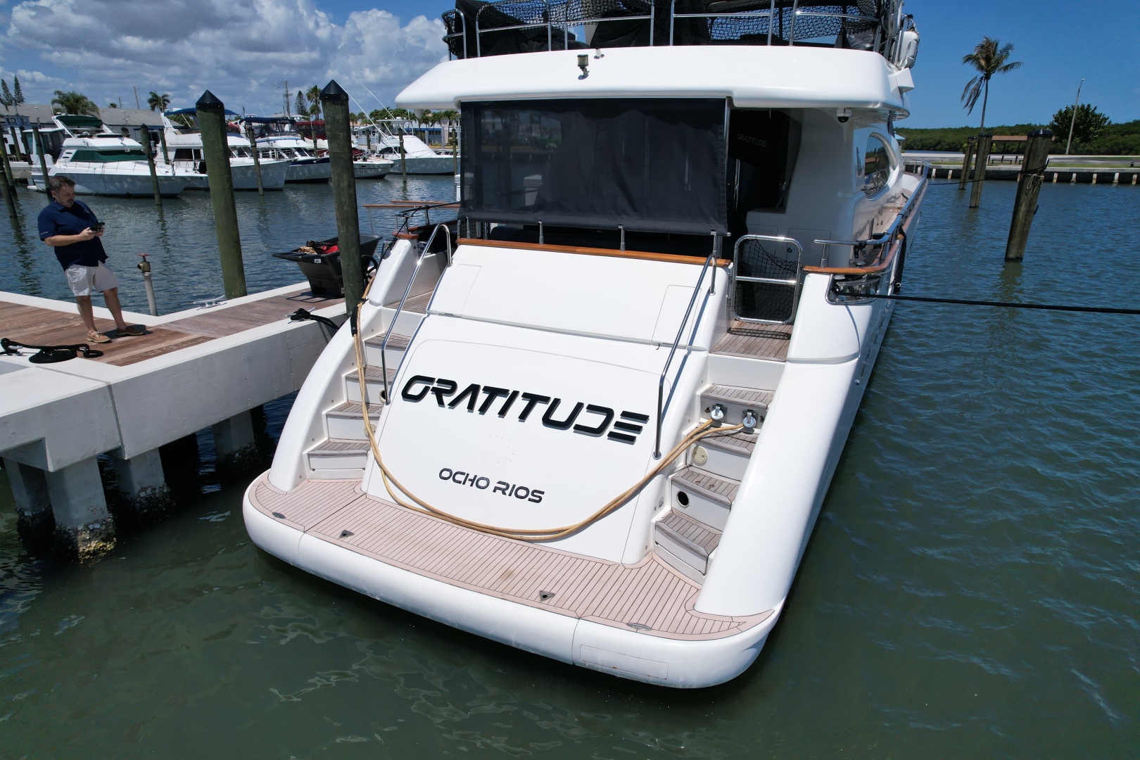 1999 85′ Azimut 85 Ultimate