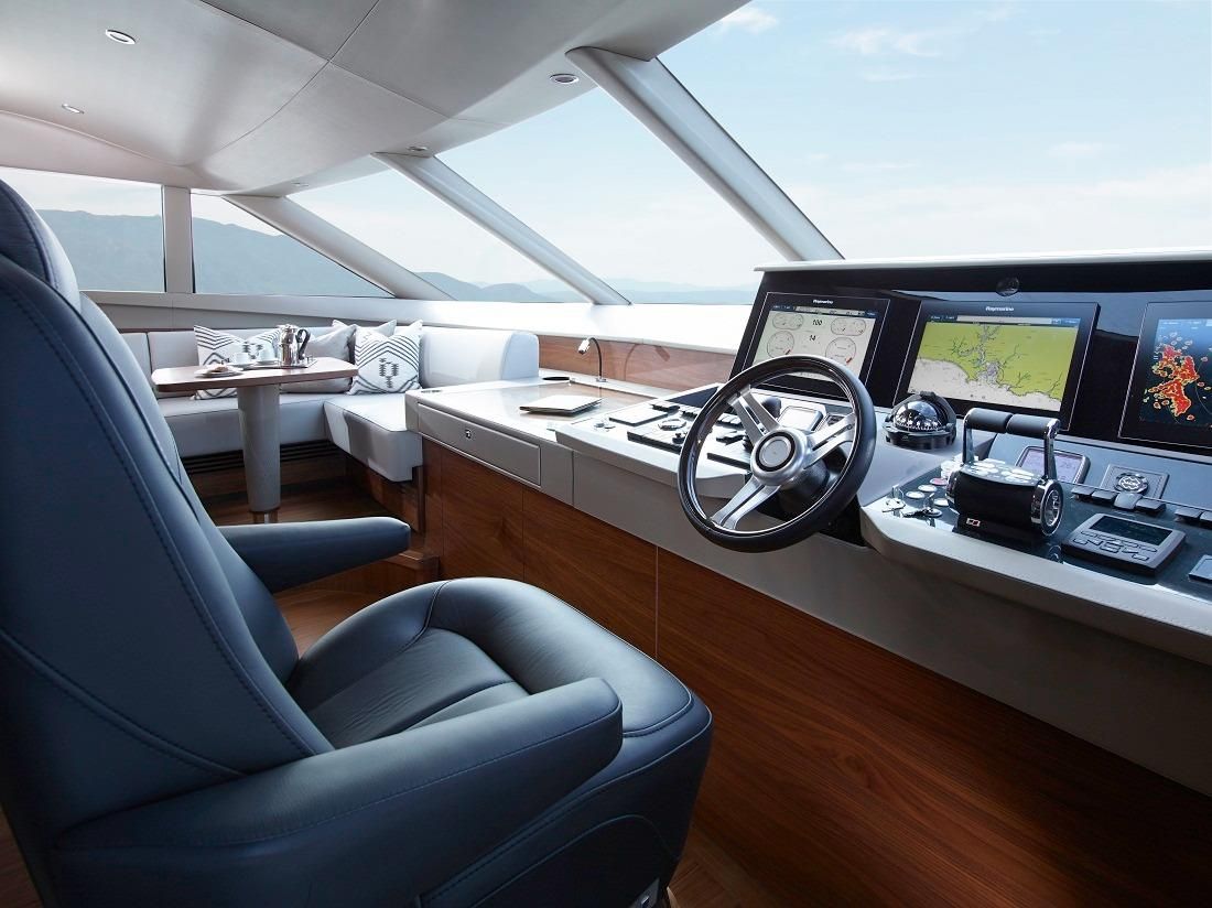 2015 88′ Princess 88 Flybridge Motor Yacht