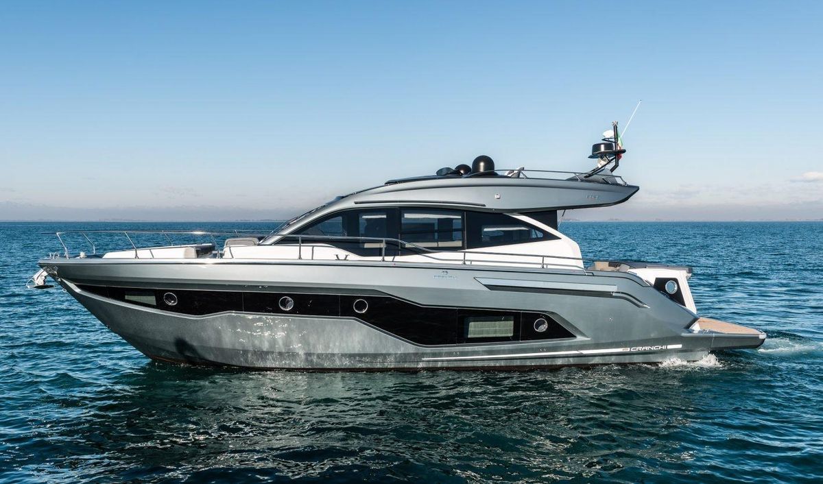 2019 52′ Cranchi E 52S Evoluzione