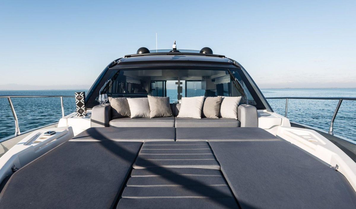 2019 52′ Cranchi E 52S Evoluzione