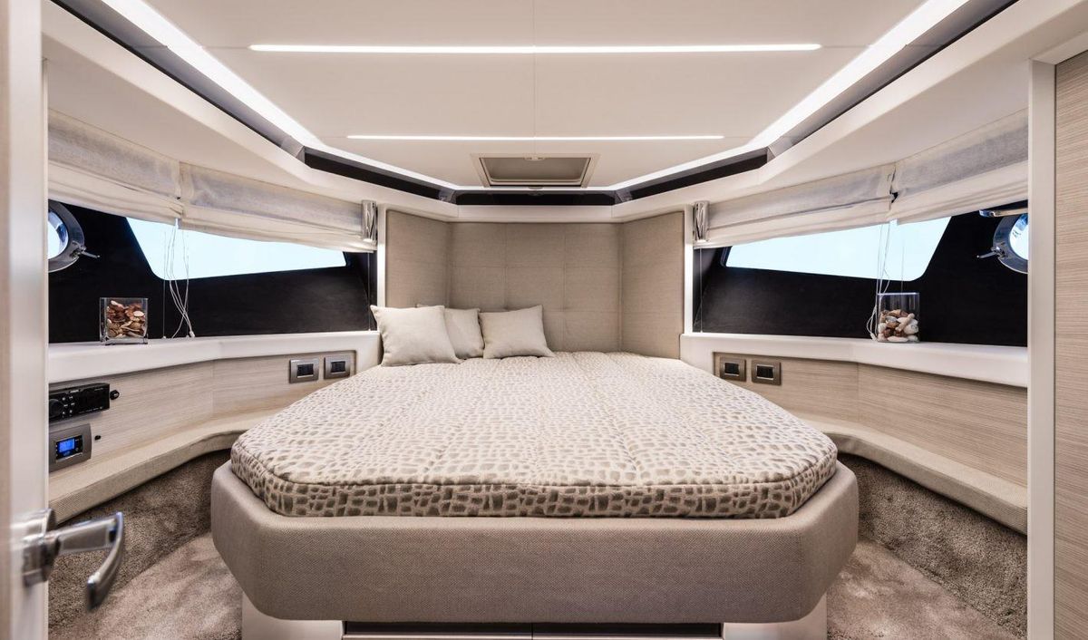 2019 52′ Cranchi E 52S Evoluzione