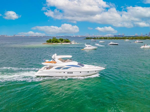 2004 62′ Azimut 62