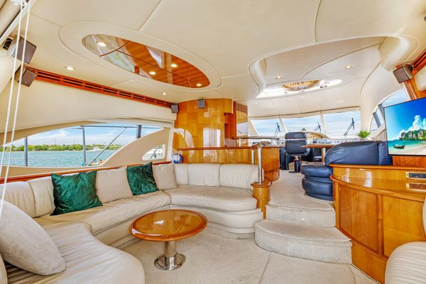 2004 62′ Azimut 62