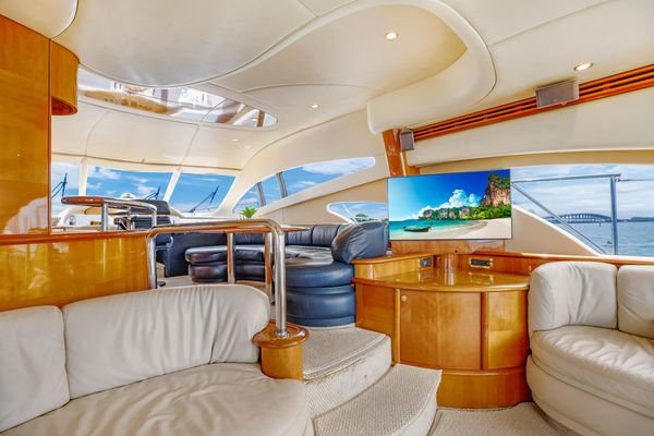 2004 62′ Azimut 62