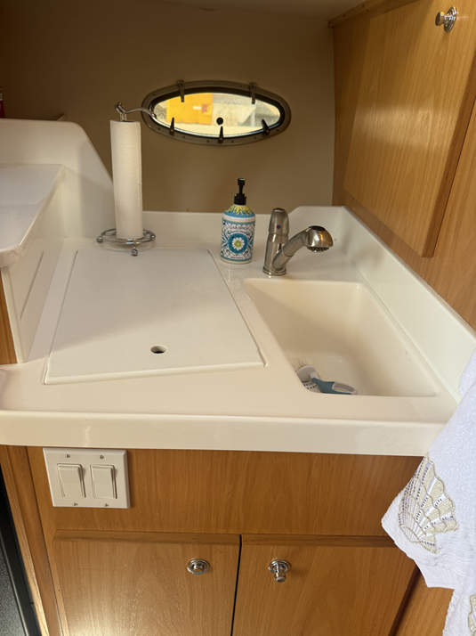 2000 35′ Tiara 3500 Open