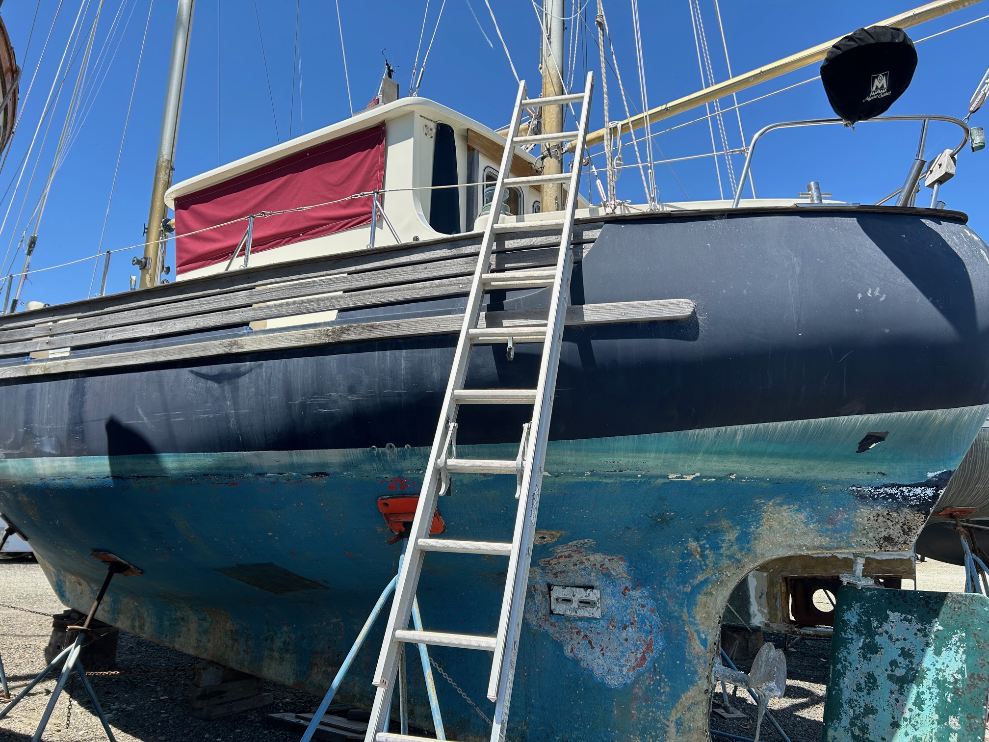 FISHER PILOTHOUSE
