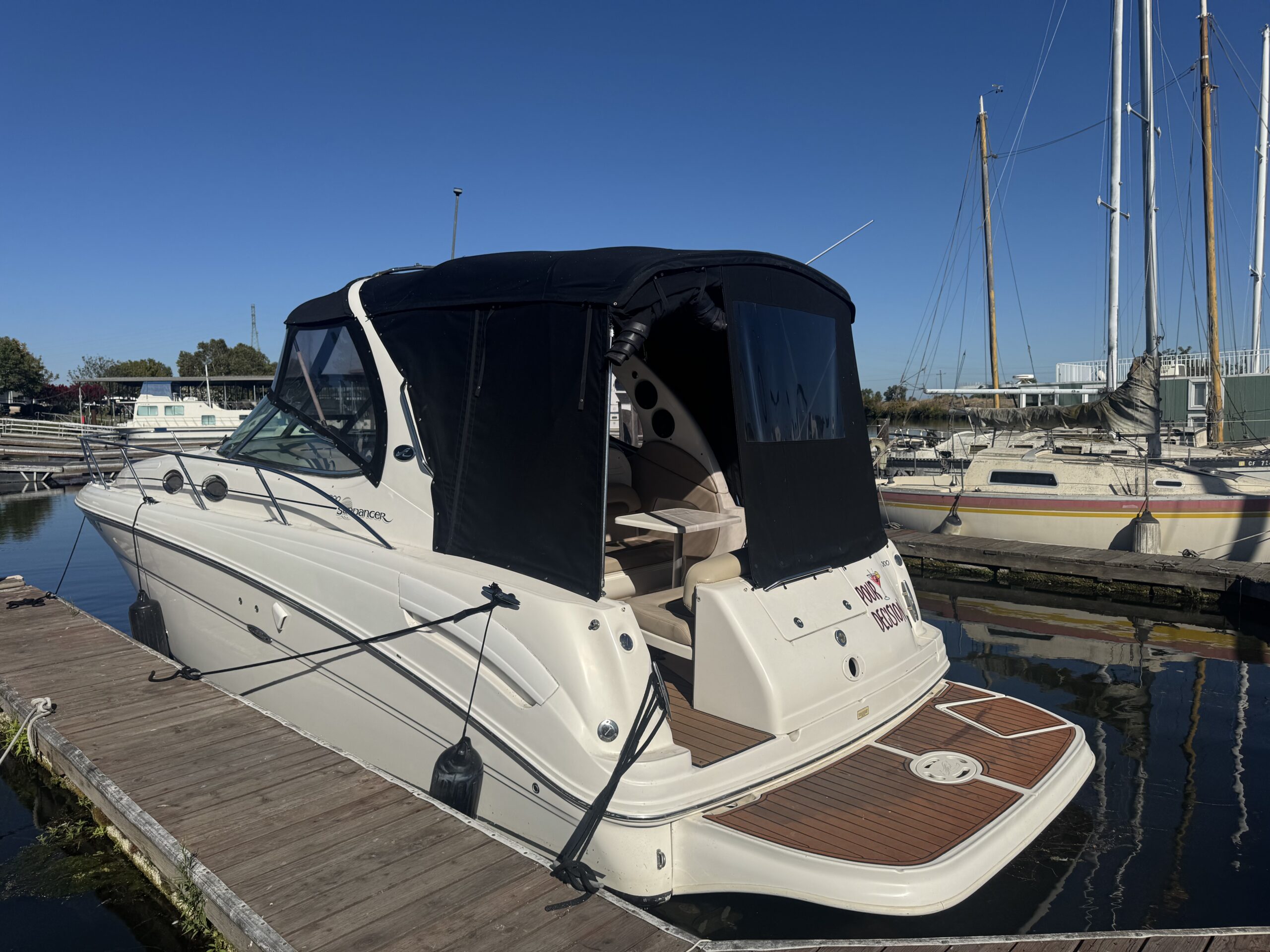 2005 Sea Ray 300 DA