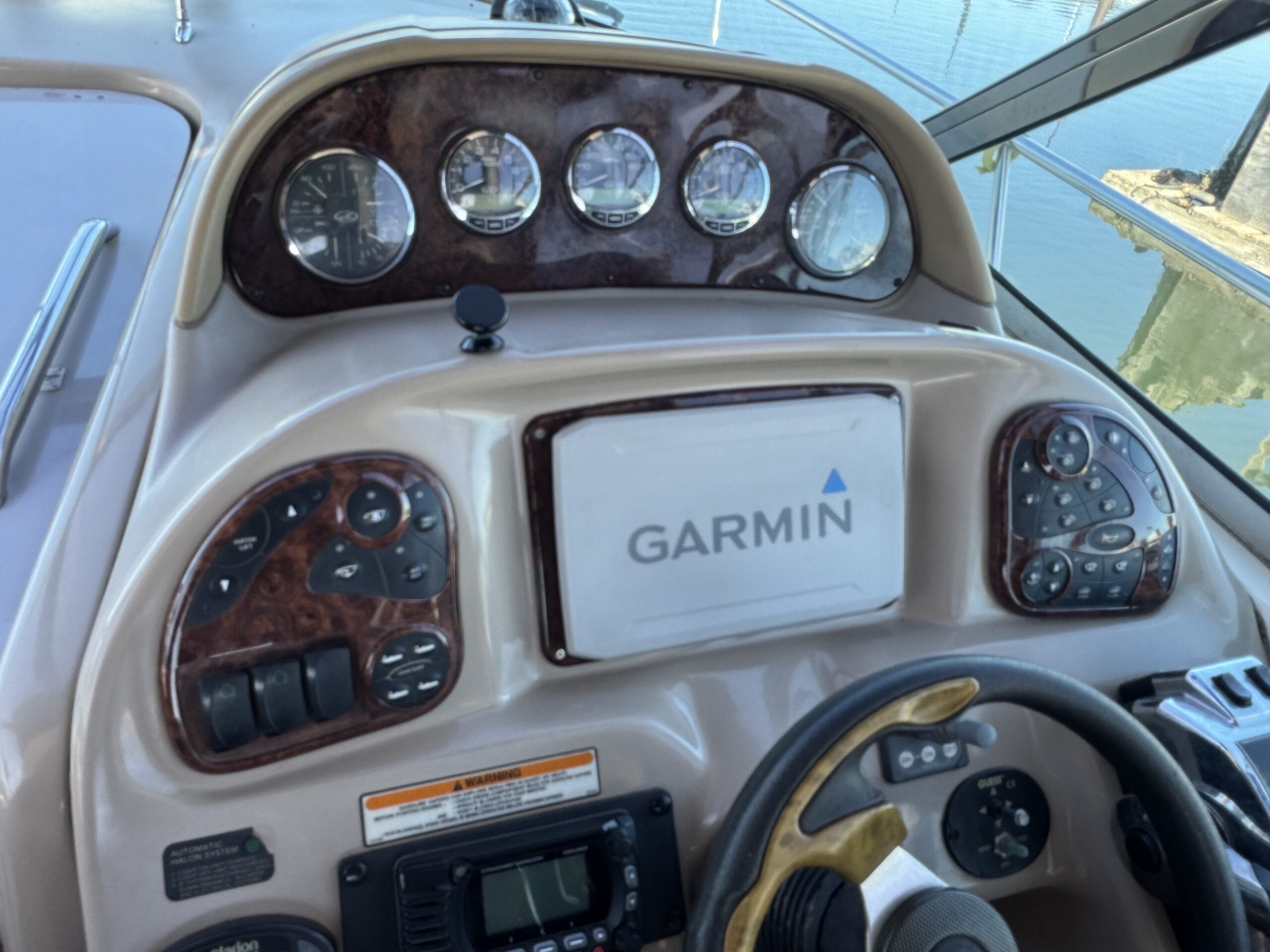 2005 Sea Ray 300 DA