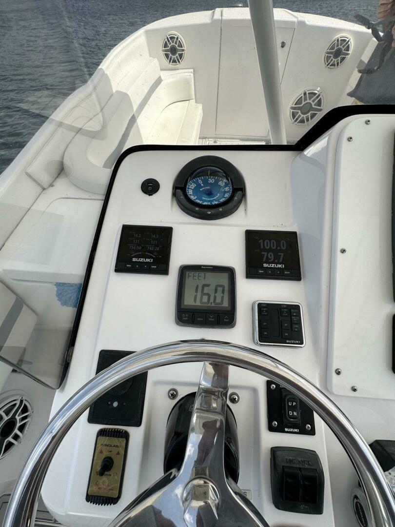 2003 32′ Intrepid 323 Cuddy