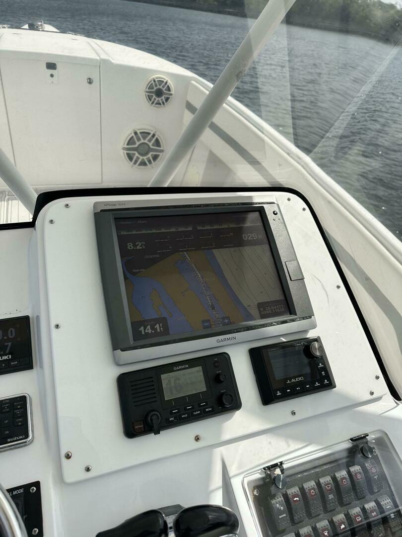 2003 32′ Intrepid 323 Cuddy