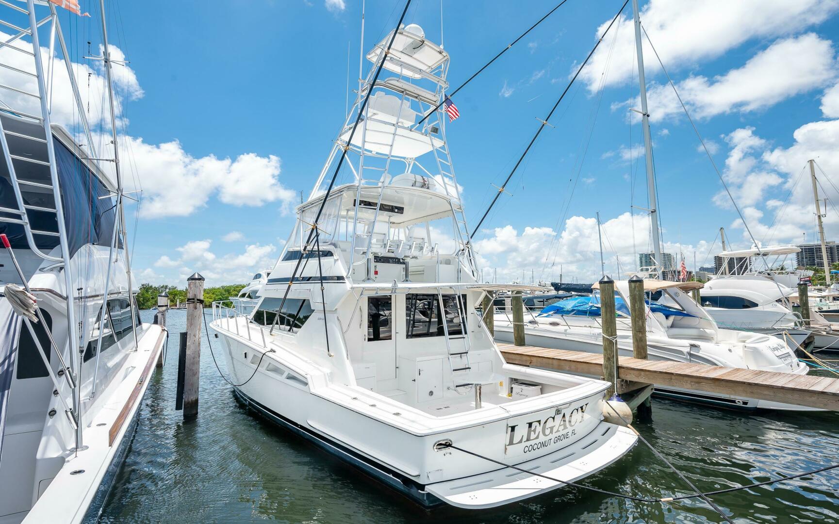 1992 50′ Hatteras 50 Convertible
