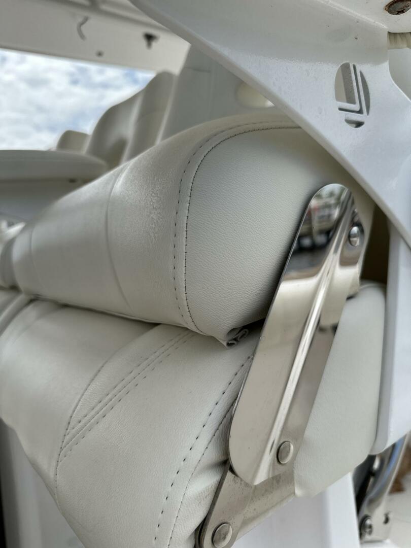 2017 43′ Everglades 435 Center Console