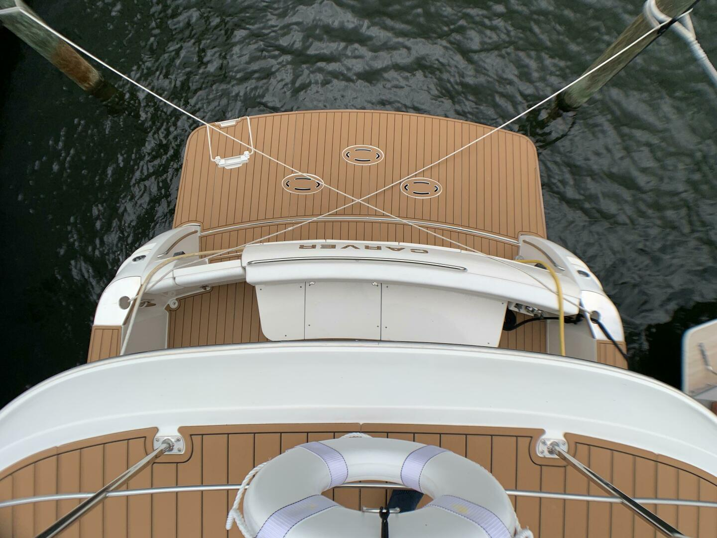 2006 56′ Carver 56 Voyager